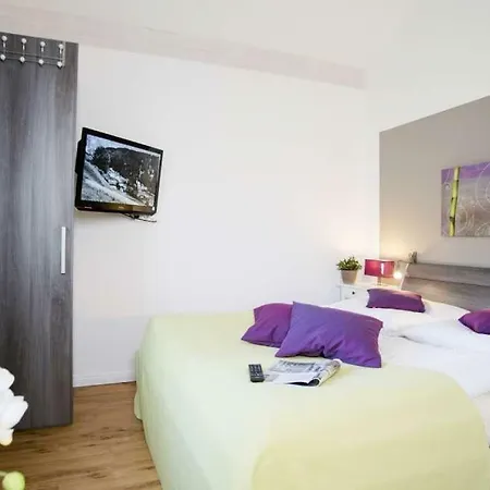 Feriendorf Sudstrand Haus 14 *